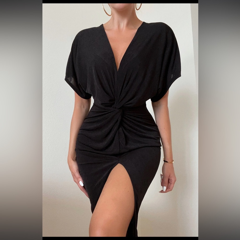 Women’s Black Dress in L. NWT